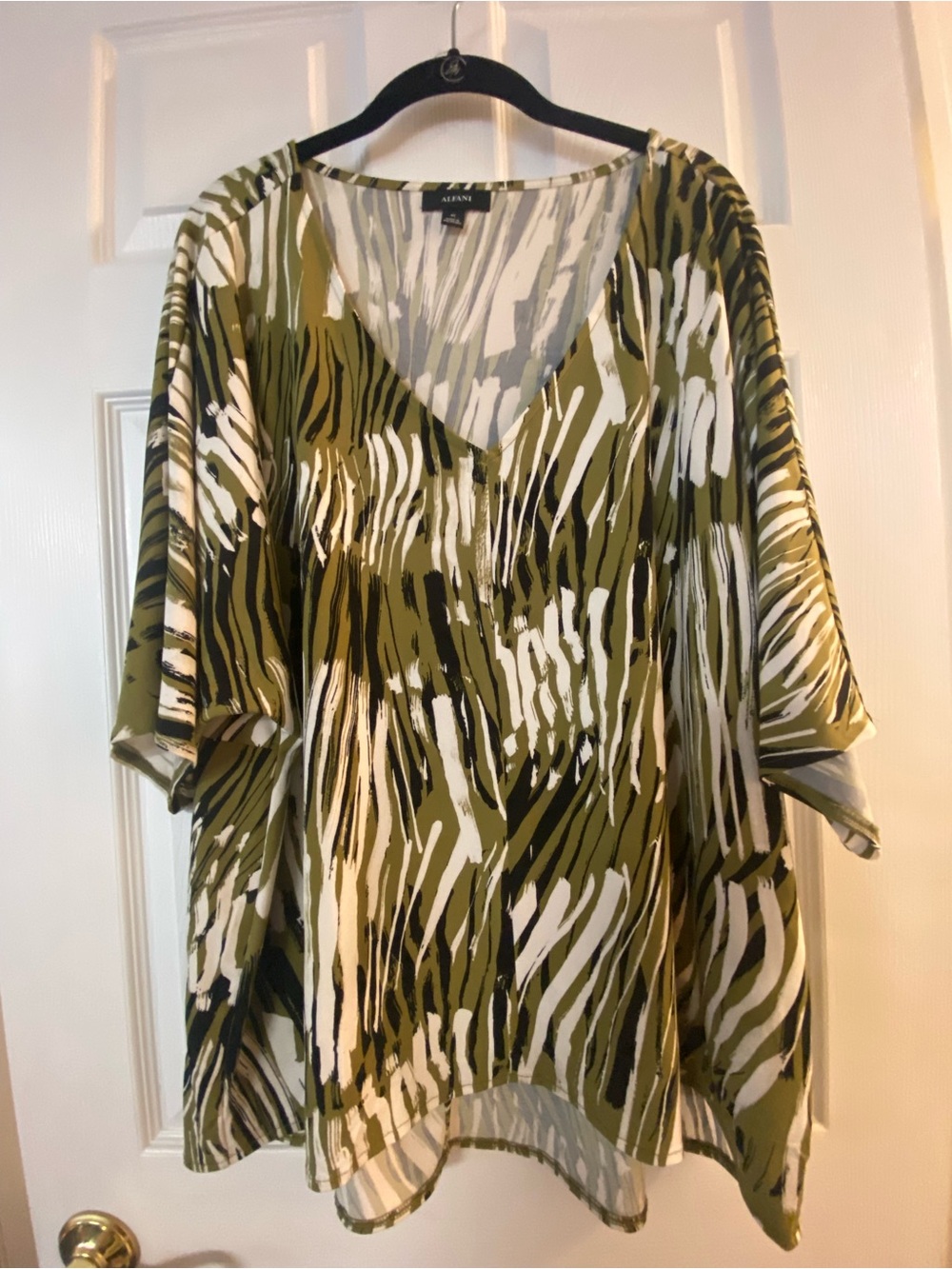 Alfani Olive Green Abstract V-Neck Flow Top